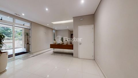 Image 19 - 888279
